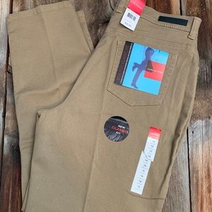 NWT Gloria Vanderbilt Jeans